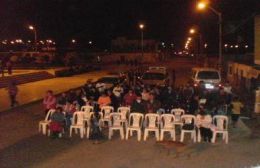 A Igreja reunida adorando a Deus